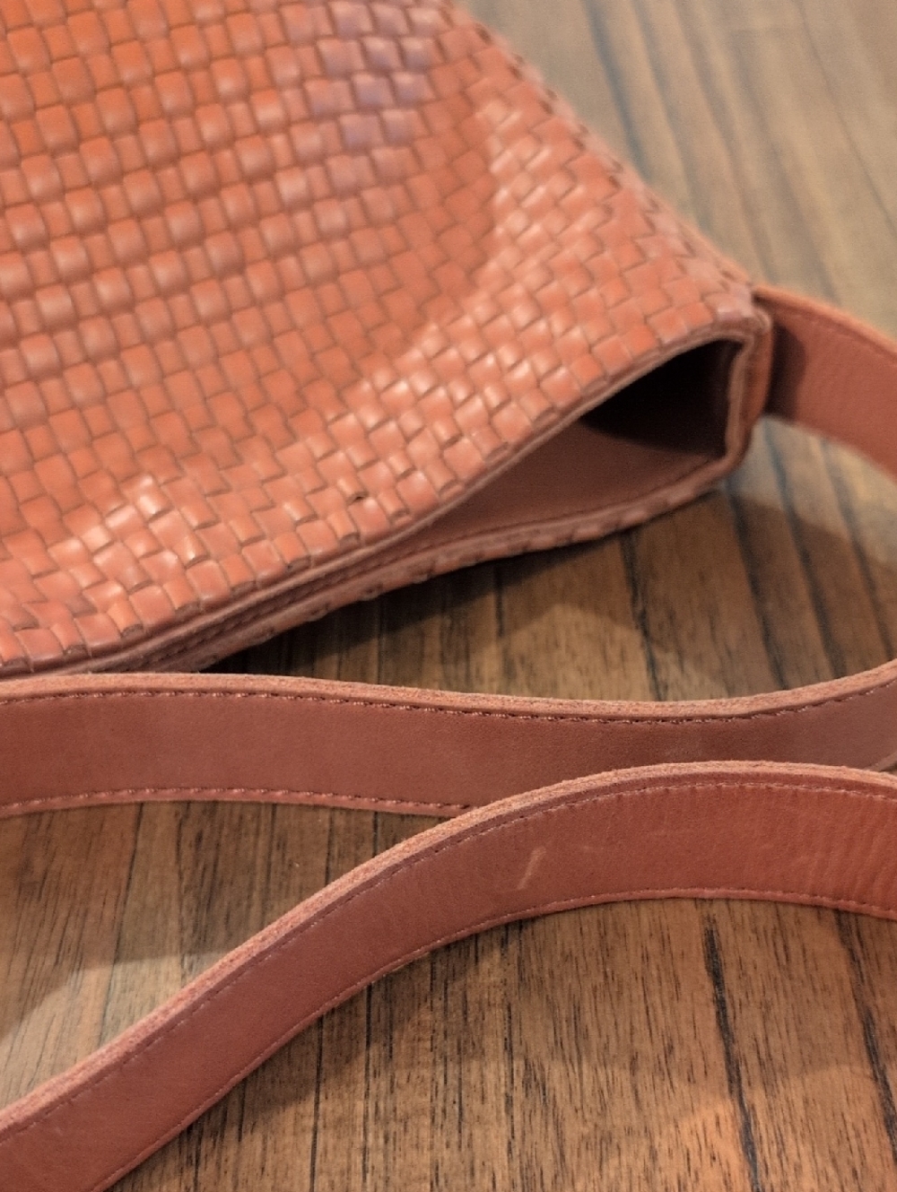 Madewell The Essential Mini Bucket Tote - Picture 9 of 9